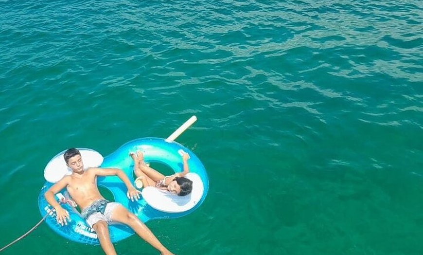 Image 10: Holistic Day Charter Paseo en Velero