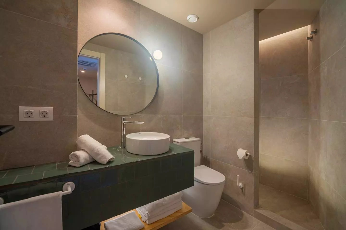 ✈ COSTA BRAVA | Lloret de Mar - Aqua Hotel Bertran Park 4*, 2 Nächt...