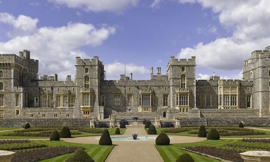 Image 1: From London: Windsor Castle Full Day Guided Tour By Train