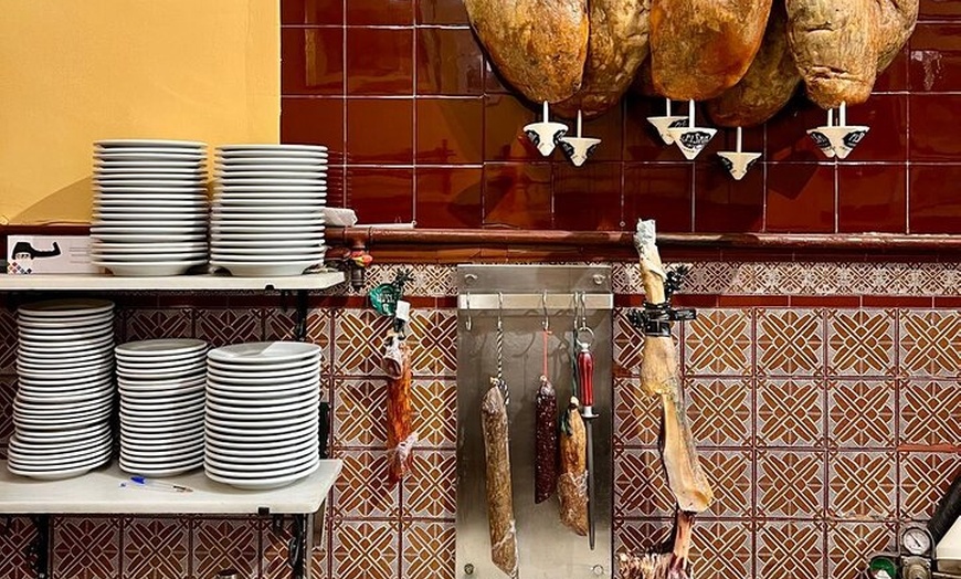 Image 20: Madrid City Aventura de vinos y tapas