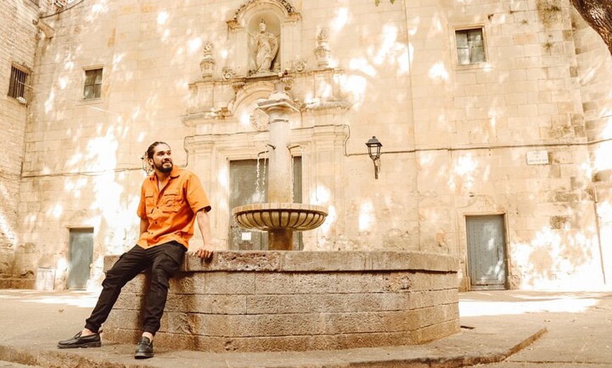 Image 13: Tour de Sesión de Fotos Profesional - Lugares emblemáticos de Barce...