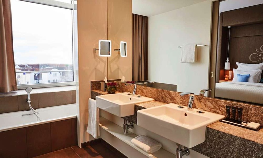 Image 3: ✈ NIEMCY | Monachium - Steigenberger Hotel München 4* - City break