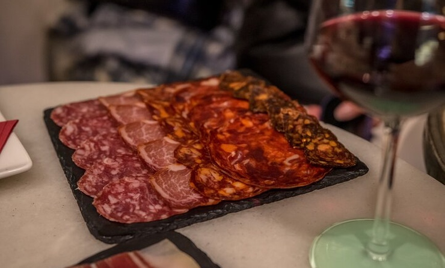 Image 4: Come Como un Local en Barcelona : Tapas, Vino & Tradición