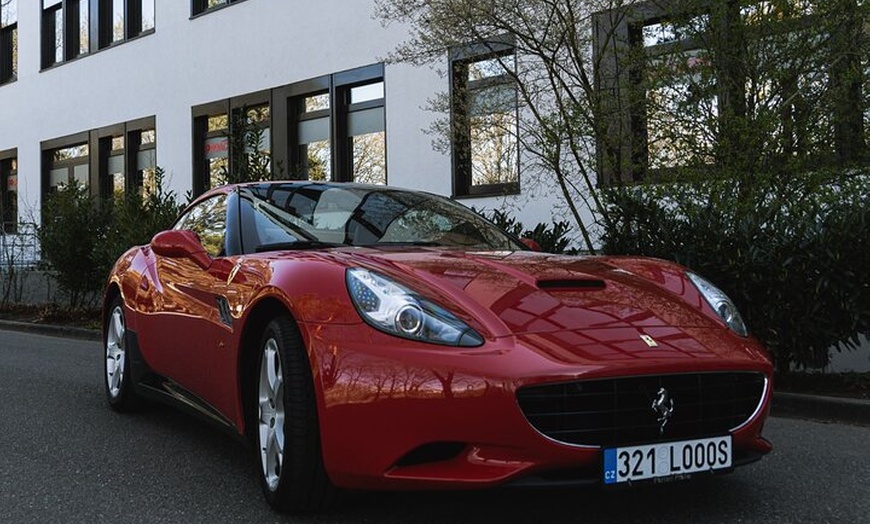 Image 10: Ferrari Supersport Erlebnisfahrt Selber Fahren