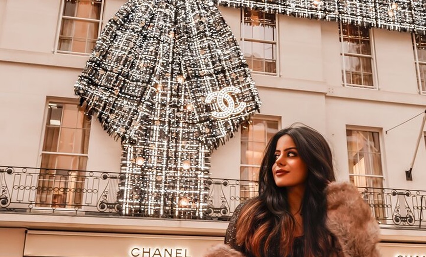 Image 3: 1-Hour Private London Photoshoot