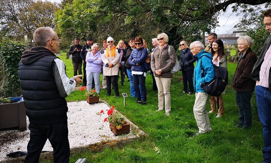 Image 11: Southern Necropolis Tour with the Happy Reaper