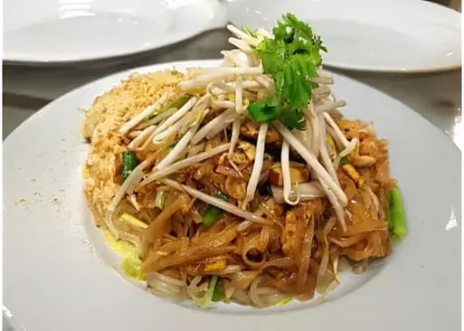 5% Cash Back at Thai Nara