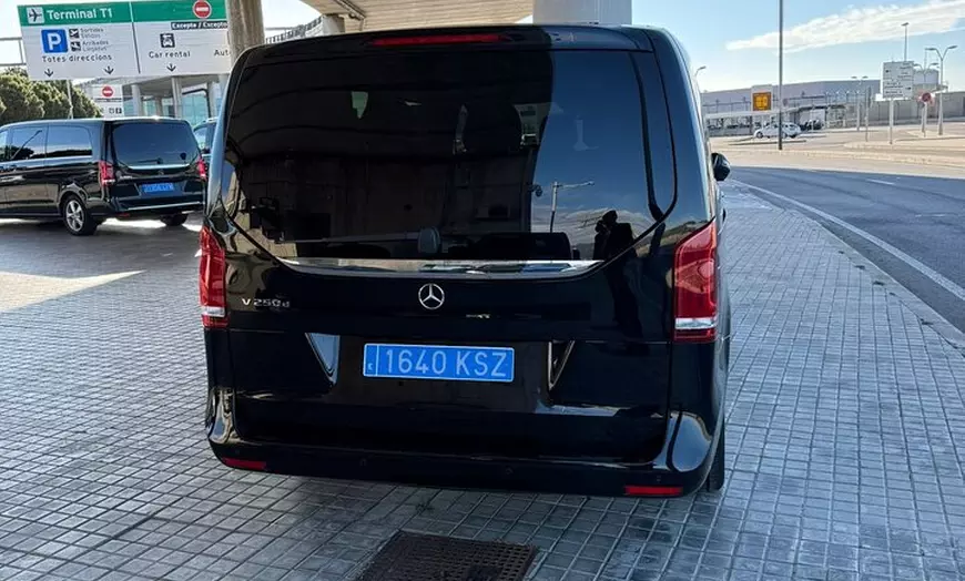 Image 9: Traslados privados de llegada al aeropuerto de Barcelona
