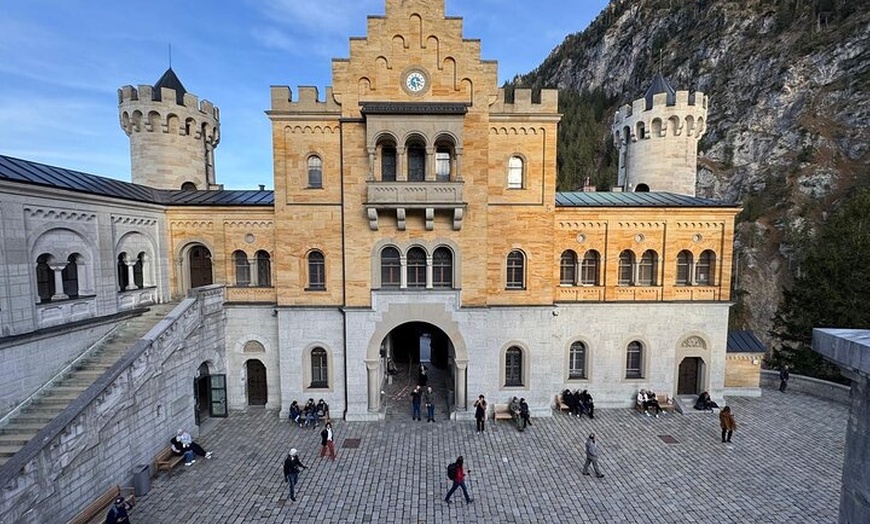 Image 11: Wintertour zum Schloss Neuschwanstein ab München