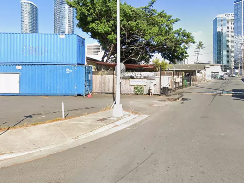 Parking at [H668] 1101 Kapiolani Blvd. Lot
