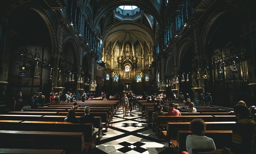 Image 8: London and Westminster Abbey Tour with Blue Badge Tour Guide