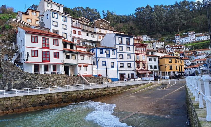 Image 4: Tour a Cudillero, Avilés y el Faro de Cabo Peñas desde Oviedo.