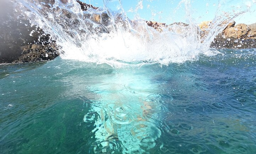 Image 2: Coasteering Adventure en Ibiza - visita el lado salvaje de Ibiza!!
