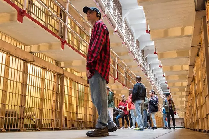 2-Day Alcatraz Visit + Golden Gate Bridge Bike Tour