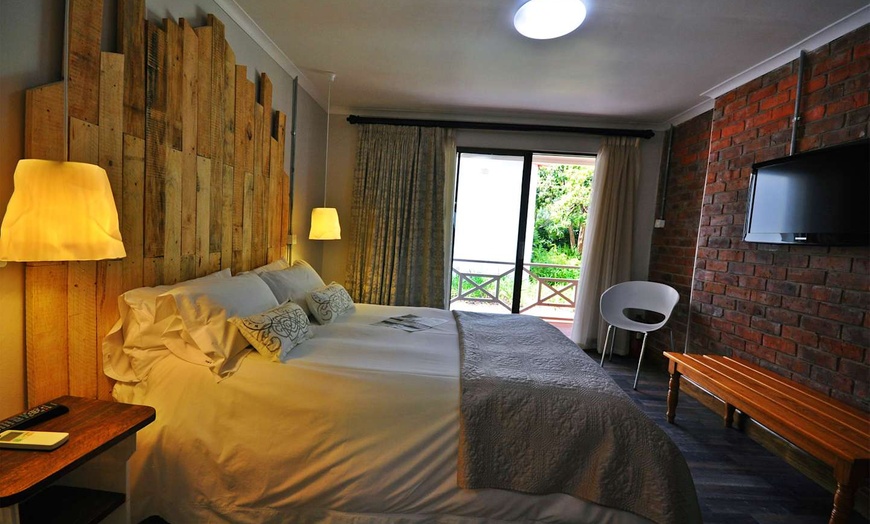 Image 2: ✈ AFRIQUE DU SUD | Cape Town - Tsitsikamma Village Inn 3* - Insolite