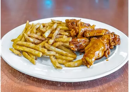 5% Cash Back at Corona Pizza