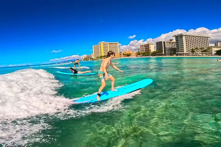 Beginner Surfing Lessons In Waikiki