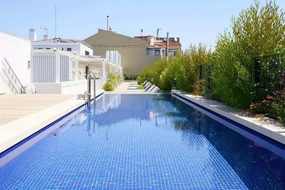 ✈ SPANIEN | Barcelona - Seventy Barcelona 4*, 2 Nächte - Rooftop-Pool