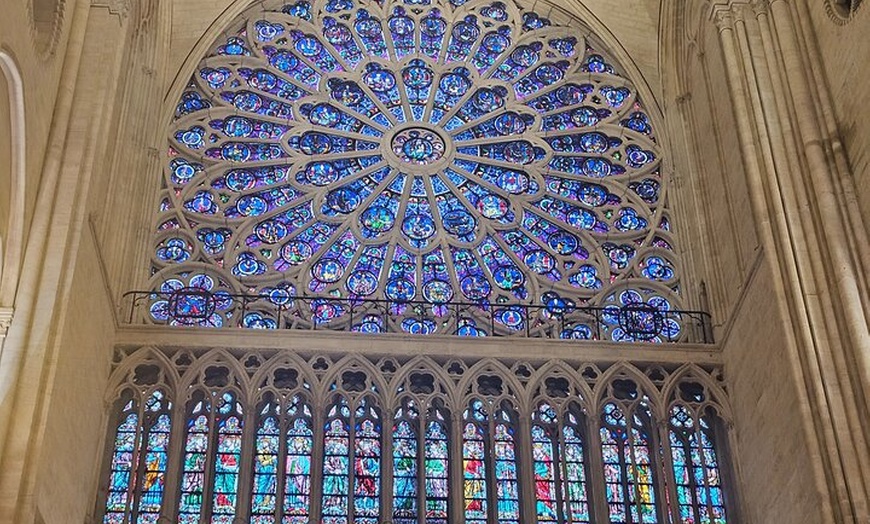 Image 20: Accès Notre-Dame : Explorez l'intérieur avec un Guide agréé.