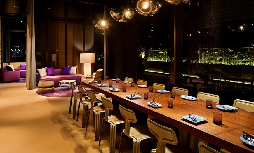 Image 10: ✈ SINGAPORE - YOTEL Singapore Orchard Road 4* - Piscina esterna
