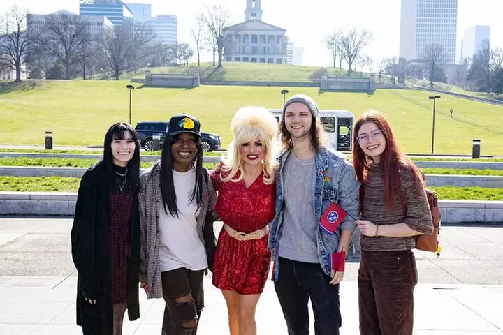 Small-Group Sightseeing Driving Tour of Nashville