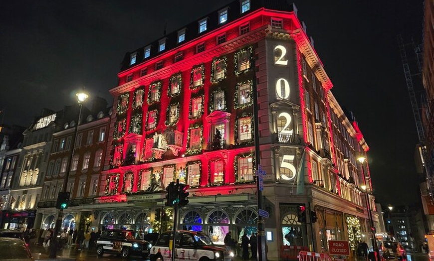 Image 2: Christmas Lights Guided Walking Tour