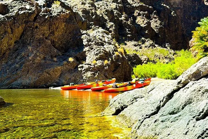 Glamping Trip 2 Days Kayaking from Hoover Dam to 7 Hot Springs