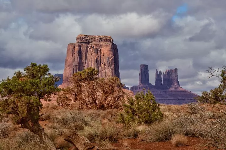 1.5 Hour Tour of Monument Valley's Loop Drive