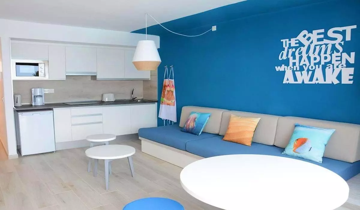 ✈ LANZAROTE | Puerto del Carmen - R2 Bahía Kontiki Beach Apartments...