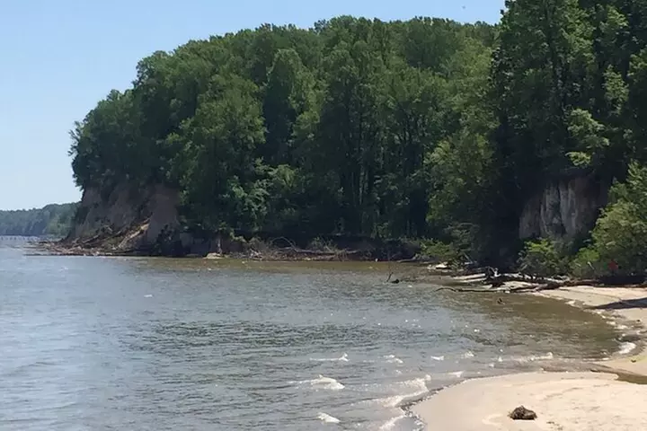 Chesapeake Beach Guided Walking Tour - The Cliffs