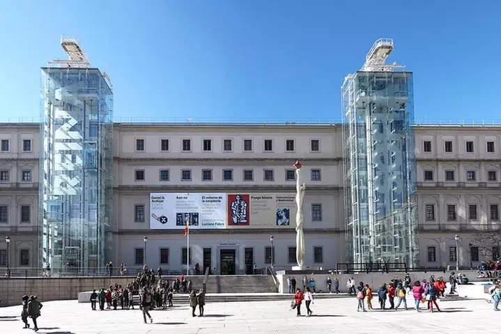 Tour guiado a los Museos del Prado y Reina Sofía