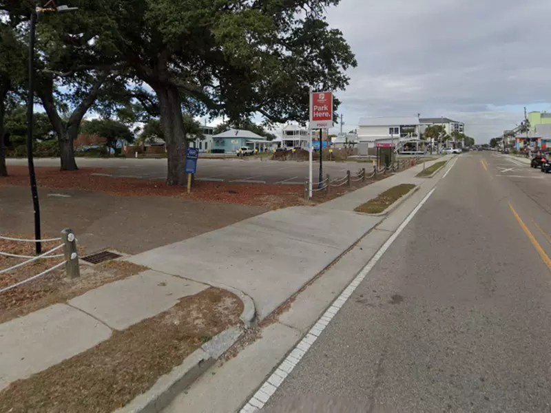 Parking at South Beach Lot - P5801