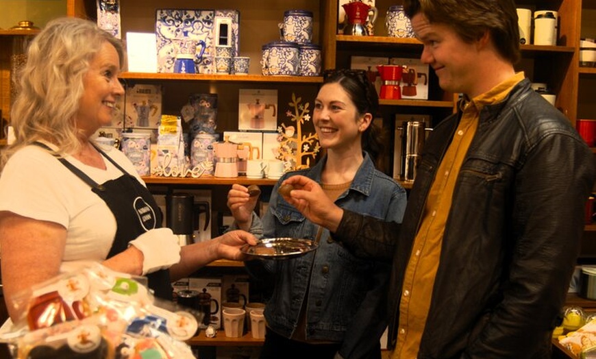 Image 4: Dave's Eats Hobart Hobart Food Tour