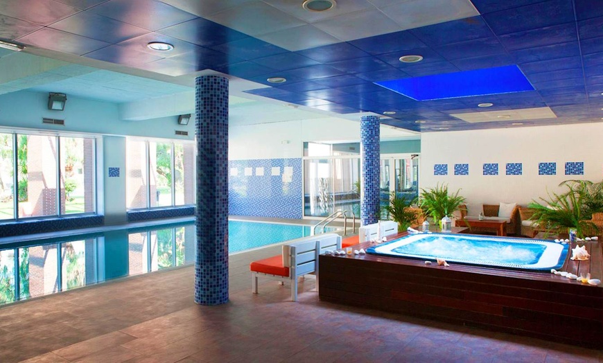 Image 2: ✈ COSTA DORADA | Salou - Ibersol Spa Aqquaria avec entrée à PortAve...
