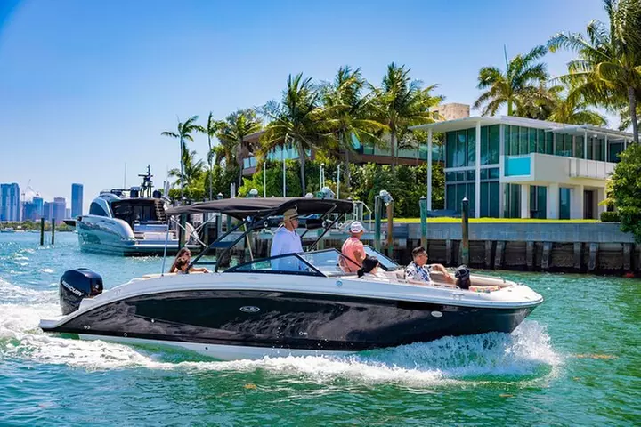 Best of Miami: Private Top-Rated Boat Charter & Guided Experience - Primary Image