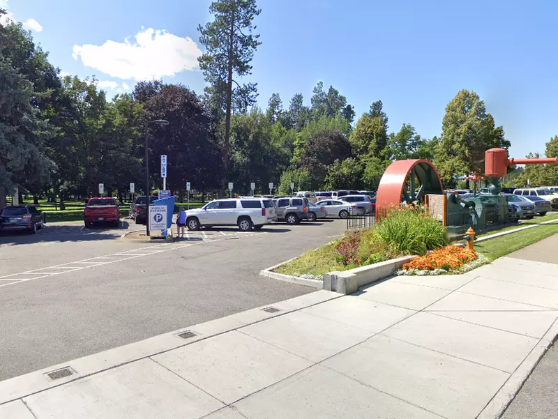 Parking at [IC03] Museum Lot
