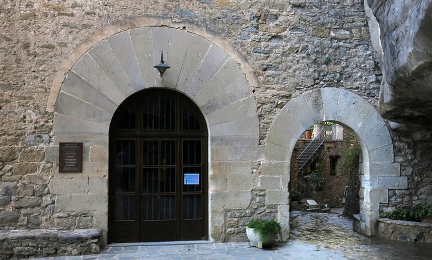 Image 12: Viaje en cascada Sant Miquel del Fai Fuente mágica