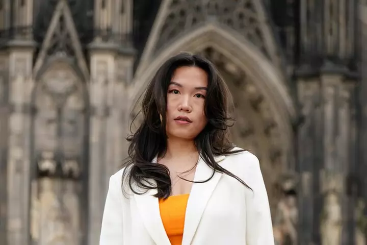 Gotische Eleganz Fotoshooting im Kölner Dom - Primary Image