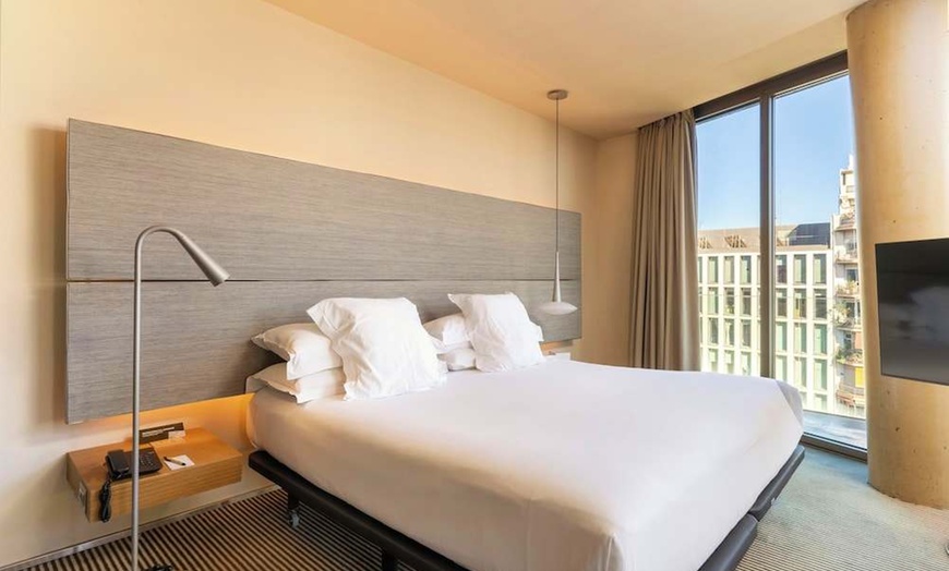 Image 3: ✈ ESPAGNE | Barcelone - B-Hotel 3* - Piscine en rooftop