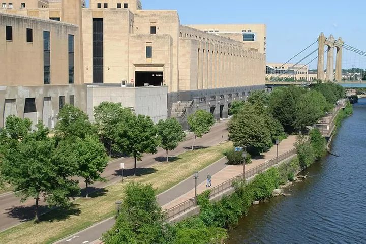 Minneapolis Riverwalk Food Tour