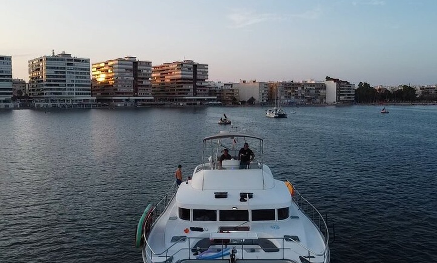 Image 2: Torrevieja Sunset Experience con Adelmar Catamarans and Boats