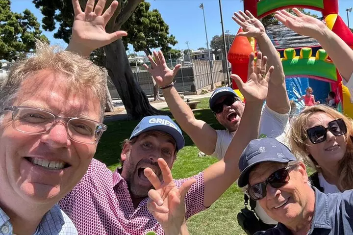 Awesome Bar Crawl in Plano