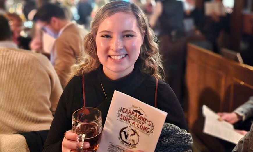 Image 7: Pub Crawl and Sing Along London Experience