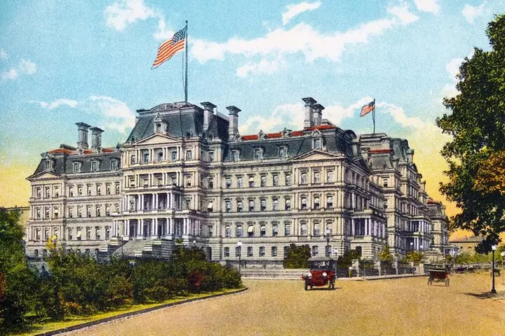 Washington DC Diplomatic and Monuments Guided Tour