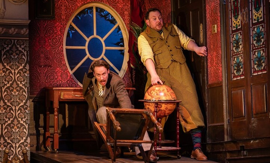 Image 10: The Play That Goes Wrong in London Theatre