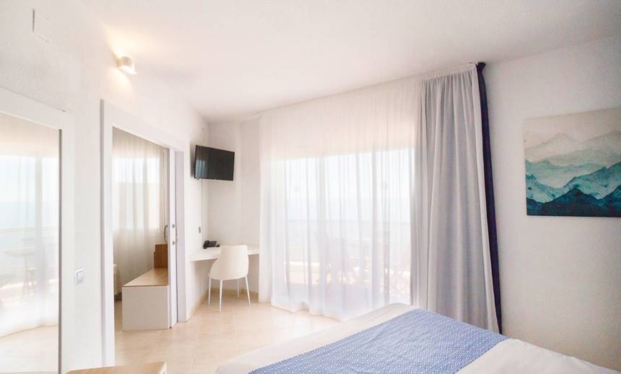 Image 110: ✈ COSTA DEL SOL | Torremolinos - Ibersol Torremolinos Beach 4*, 3 n...