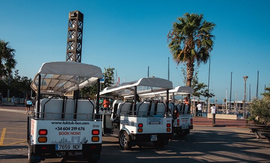 Image 12: Tour Oficial Tuk Tuk BCN l Barcelona 3 Horas