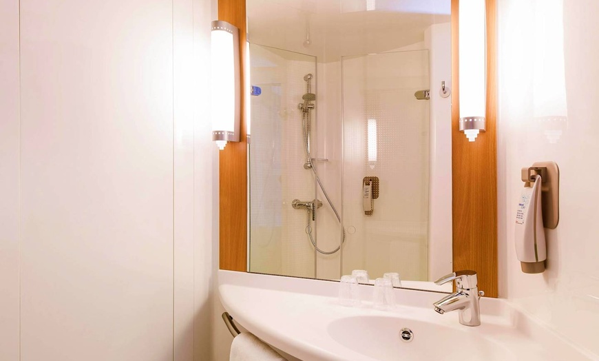 Image 62: ✈ SCHOTLAND | Edinburgh - ibis Edinburgh Centre South Bridge - Roya...