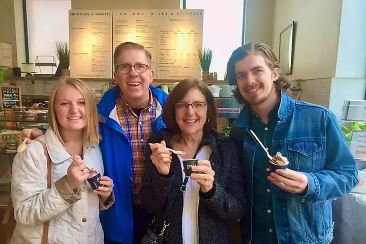 Bites & Brownstones: A Food Lover's Tour of Boston's Local Gems