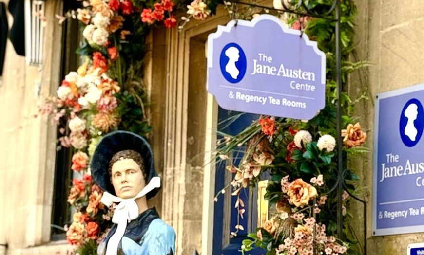 Image 8: Discover Bath on a Spanish Walking Tour